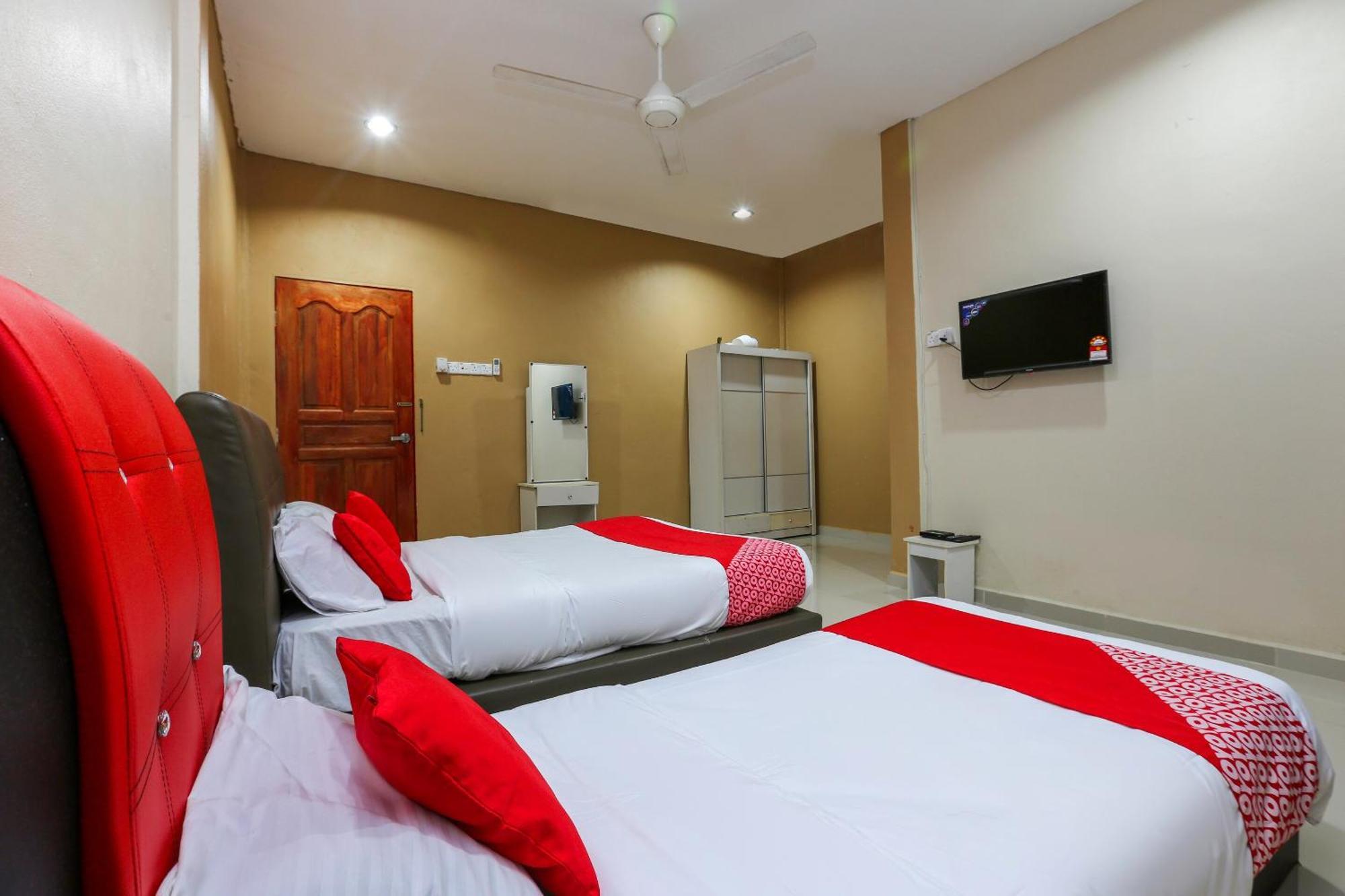 OYO 89933 Nun Hotel Jeli Extérieur photo