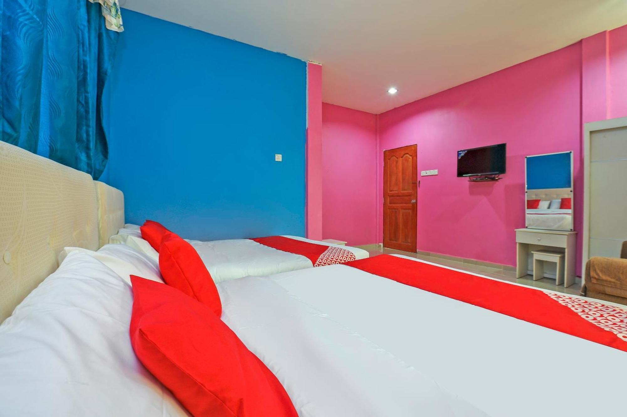 OYO 89933 Nun Hotel Jeli Extérieur photo